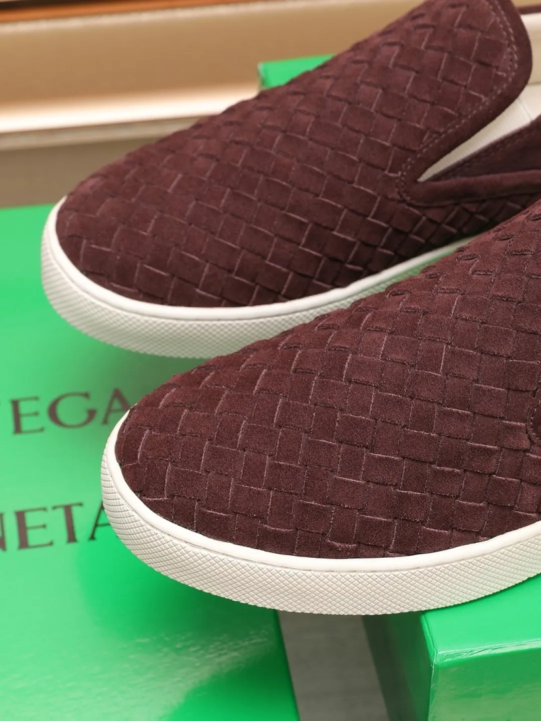 Men's men's shoes 💰Men's shoes 💰440💰🔥[BV] series of top purchasing agents 🔍Imported first-layer cowhide woven surface, cowhide foot pads lining environmentally friendly ♻️Does not fade, 💪Sole: Rubber combination original factory special original outsole ⚠Original and single goods 🔍🔍You can come in and out at will, welcome to compare ⚠Number of sizes: 38-44